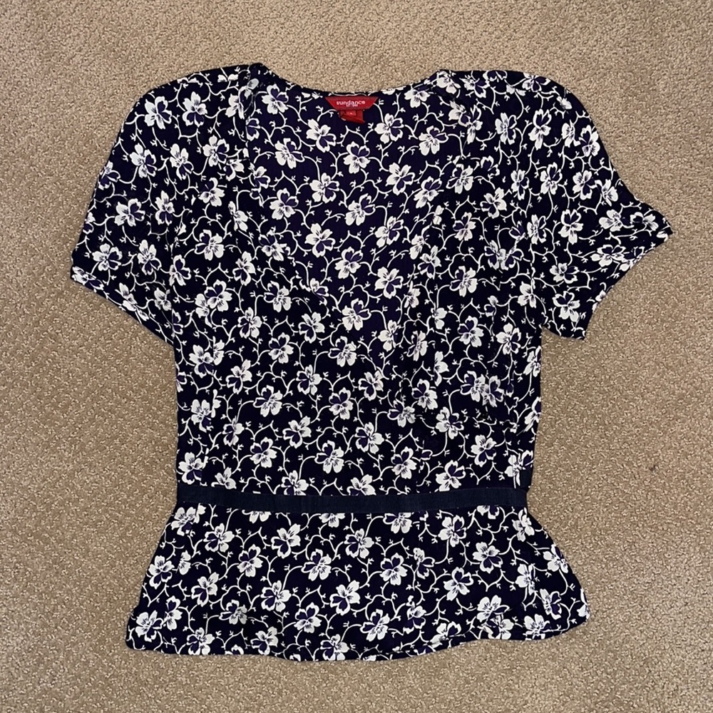 Sundance 100% Silk Purple Floral Wrap V-Neck Blouse Size 4